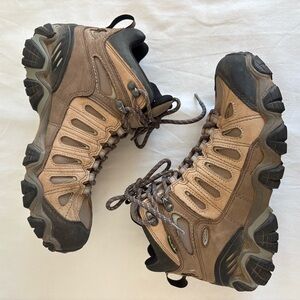 Oboz Women's Sawtooth II Mid B-Dry Waterproof Leather Hiking Boots 8.5